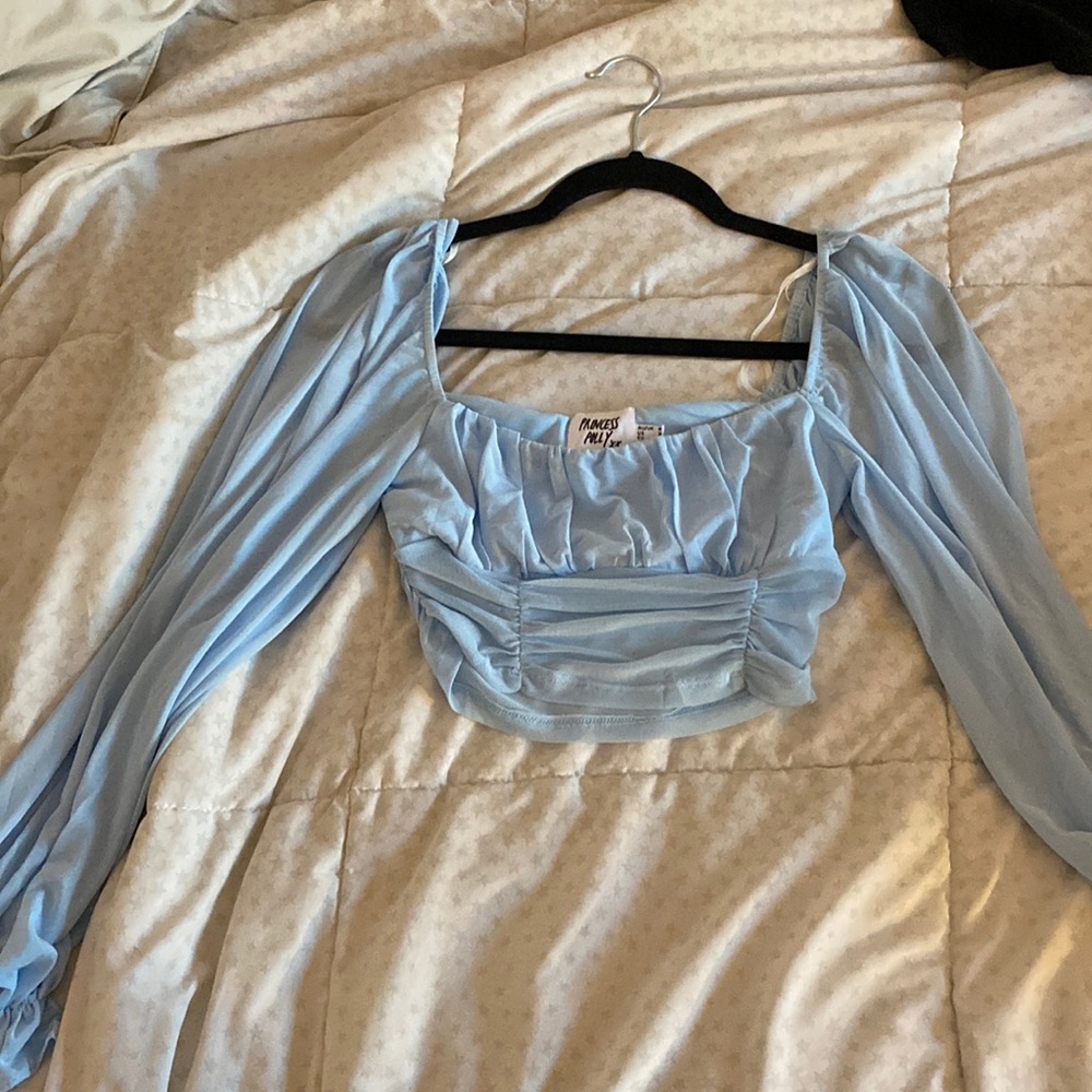 Princess Polly Light weight long sleeve blouse.